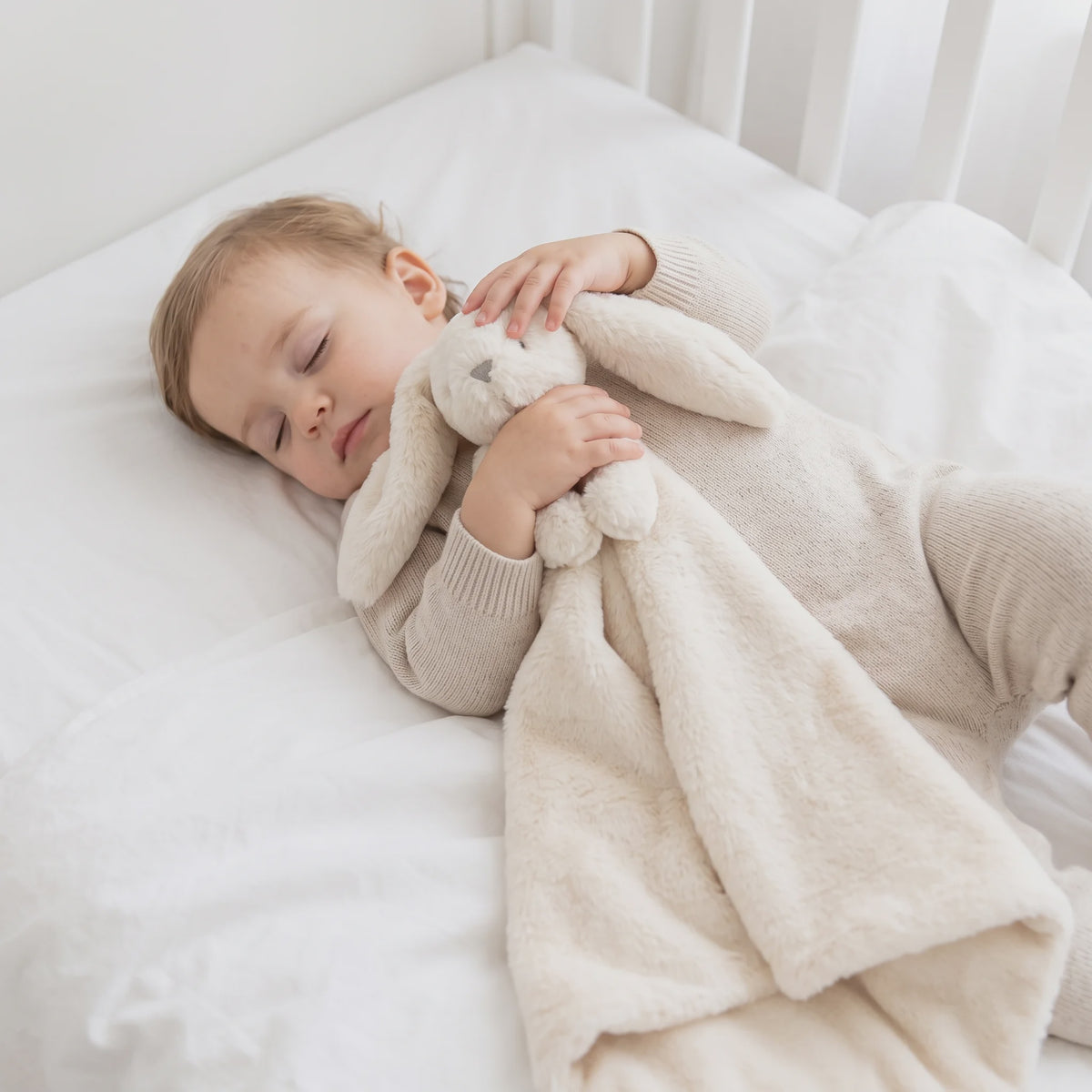 Alimrose Darcey Lovey Blankie Ivory